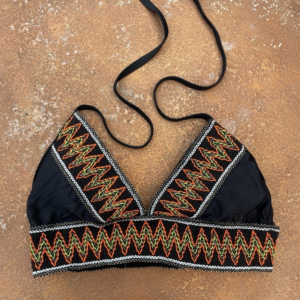 Cute black bikini top sz s